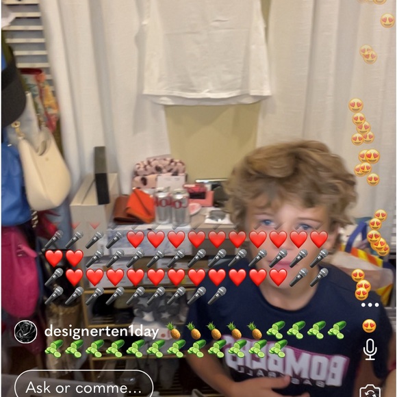 Follow this post for live shows! - Picture 5 of 9